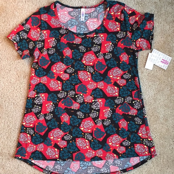 New LuLaRoe Classic Tee shirt top Roses red floral size short sleeve Medium - Picture 1 of 5